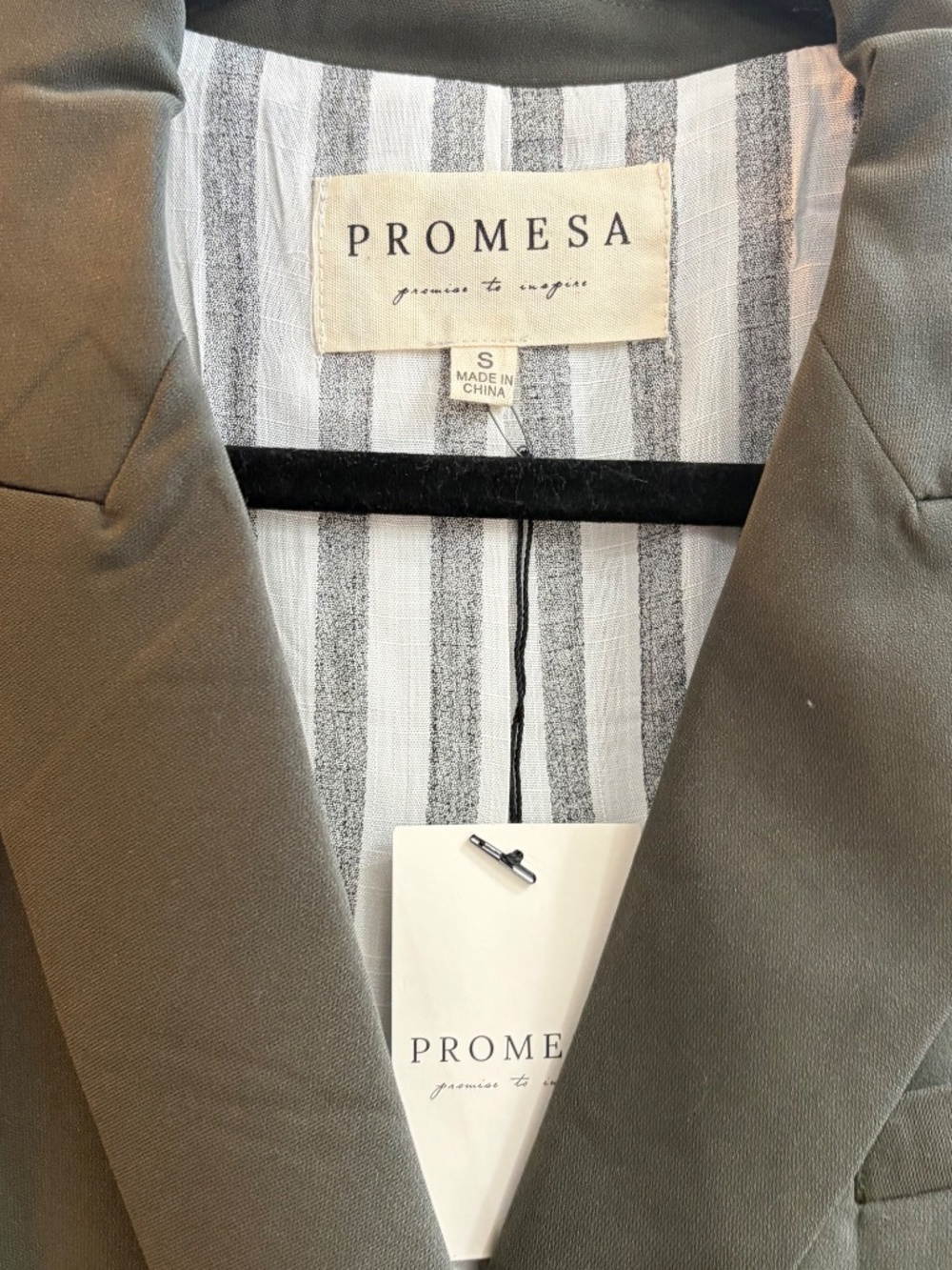 New Promesa 2 Button Oversized Suit Coat Jacket in Sage Green 2 Button Blazer - Picture 4 of 7